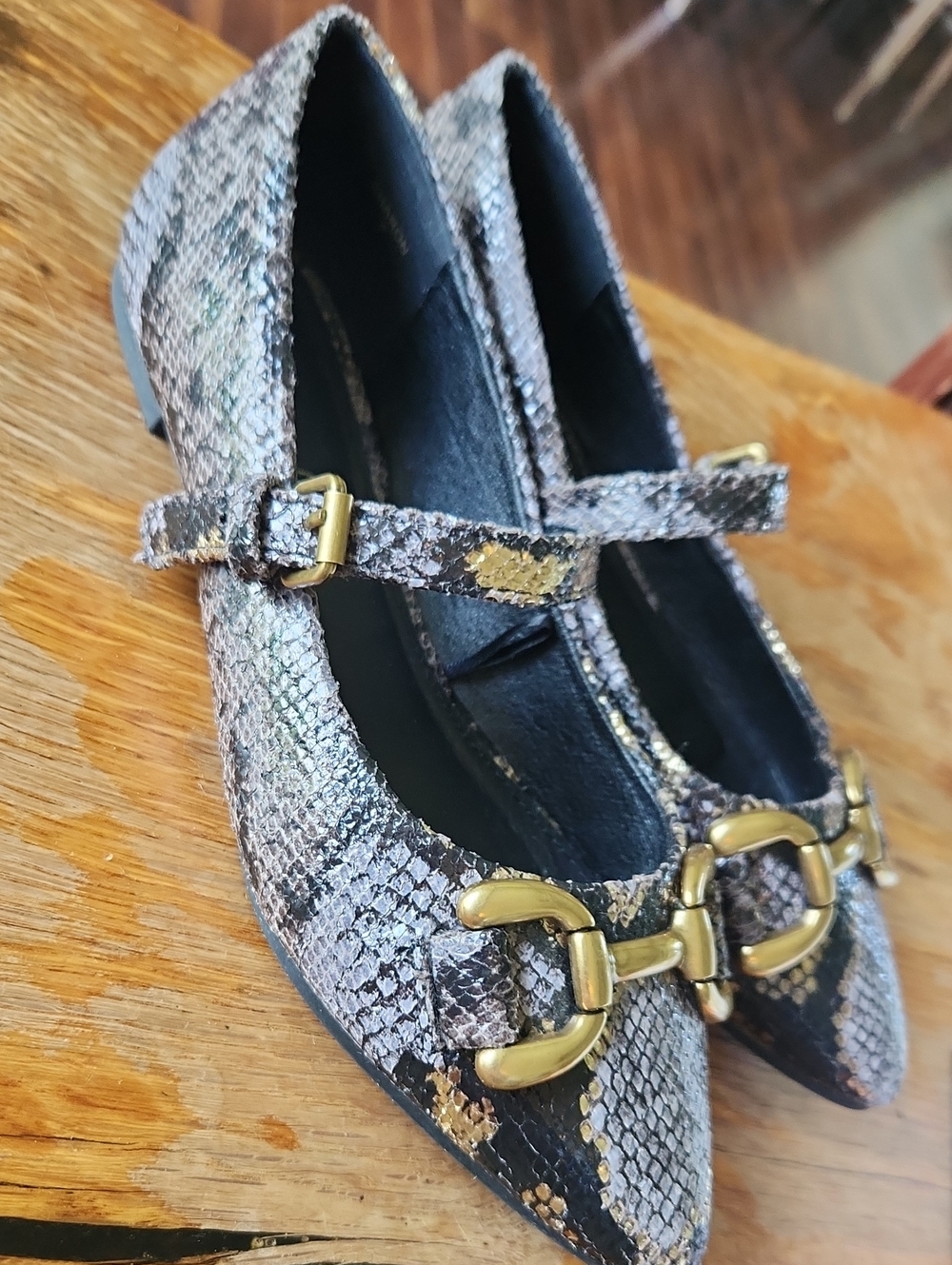 Jessica Carlyle sz 7 Metallic Snake Print Pointed Toe Maryjane Ballet Flats‎